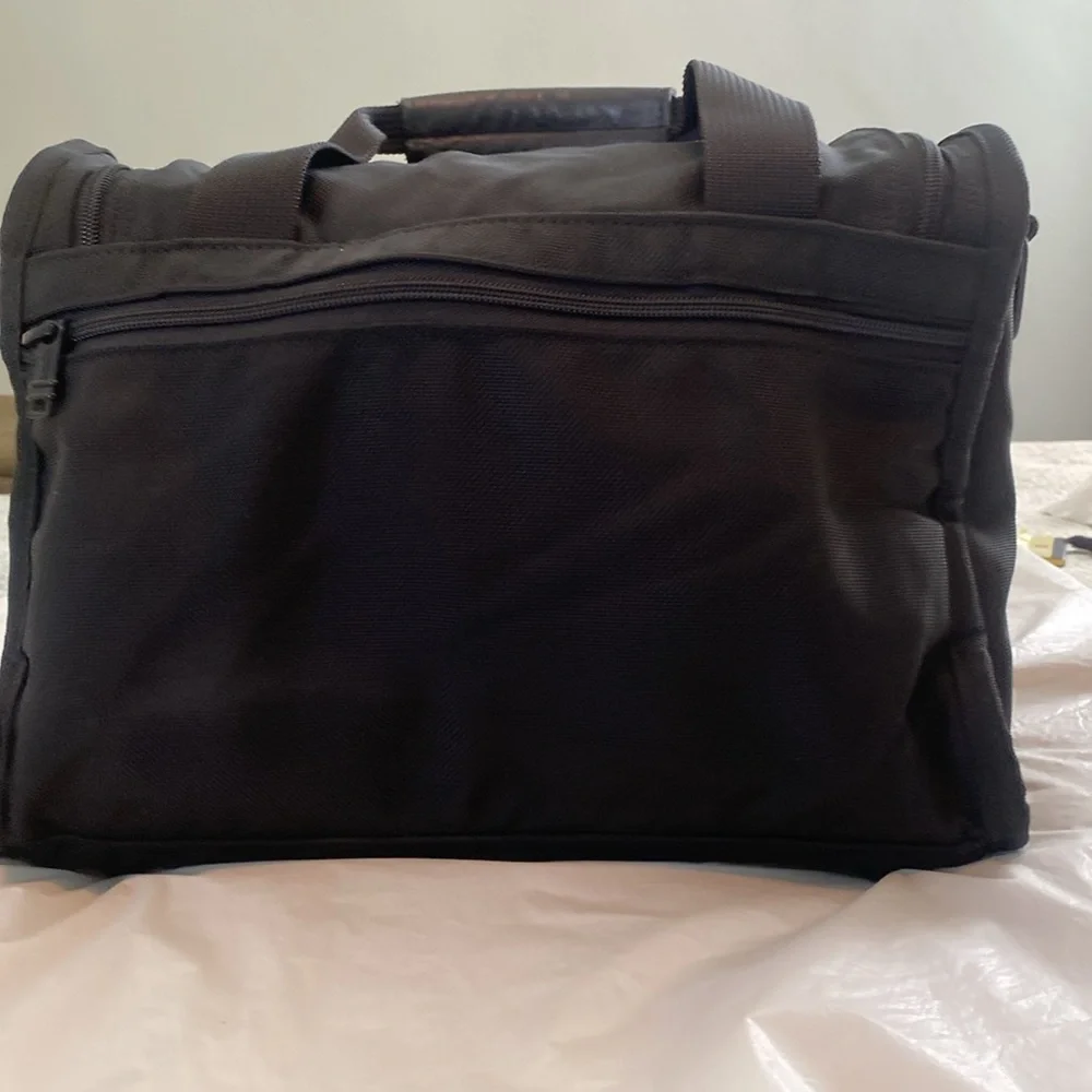 🧳 VINTAGE Tumi duffel bag